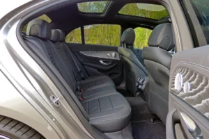 merc-e-class-e220 dinterior