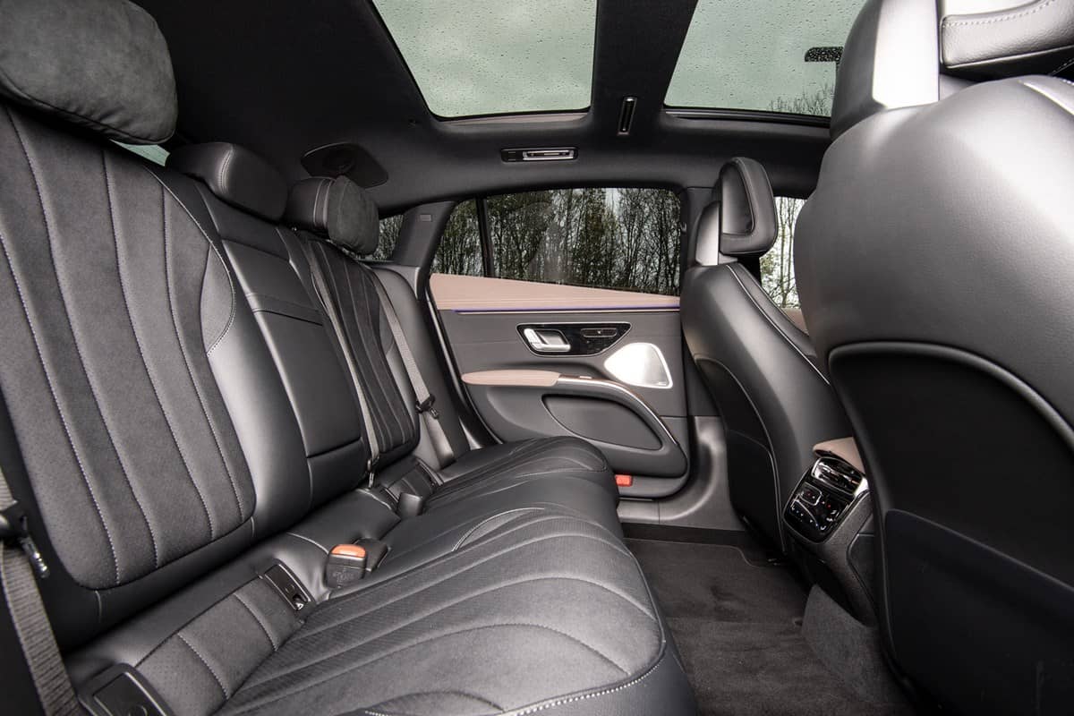 mb takapenkki apparin puolelta